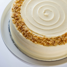 Load image into Gallery viewer, Vanilla Cake