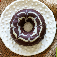 Load image into Gallery viewer, Sinless Chocolate Donuts