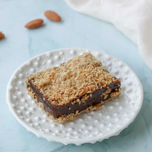 Load image into Gallery viewer, Caramel Oat Bars
